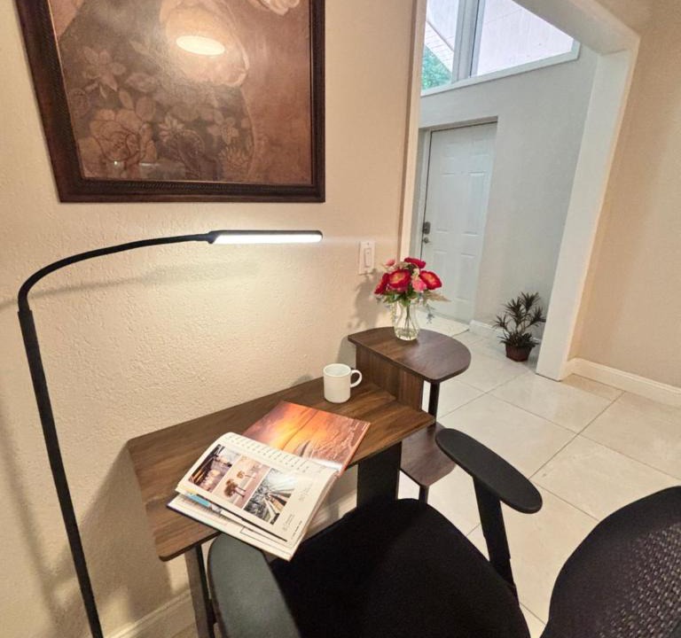 Tampa Apartment | Pyramid Studio + free parking&wifi/5%off