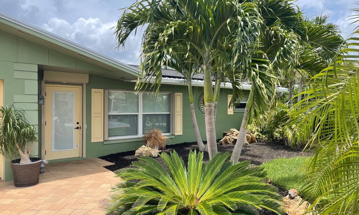 Saint James City House | Quick Gulf Access. This Home has it all.
