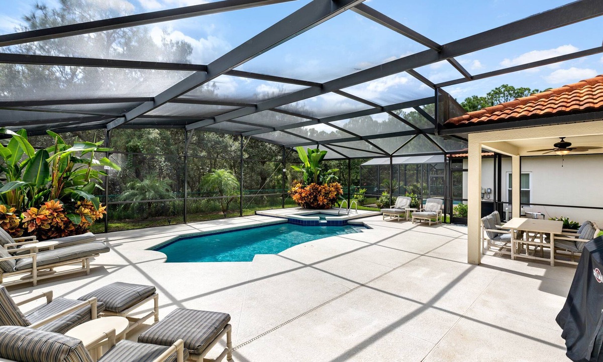 Calabria House | Radiant Escapes: 2025 Florida Vacation Homes to Fuel Your Wanderlust!