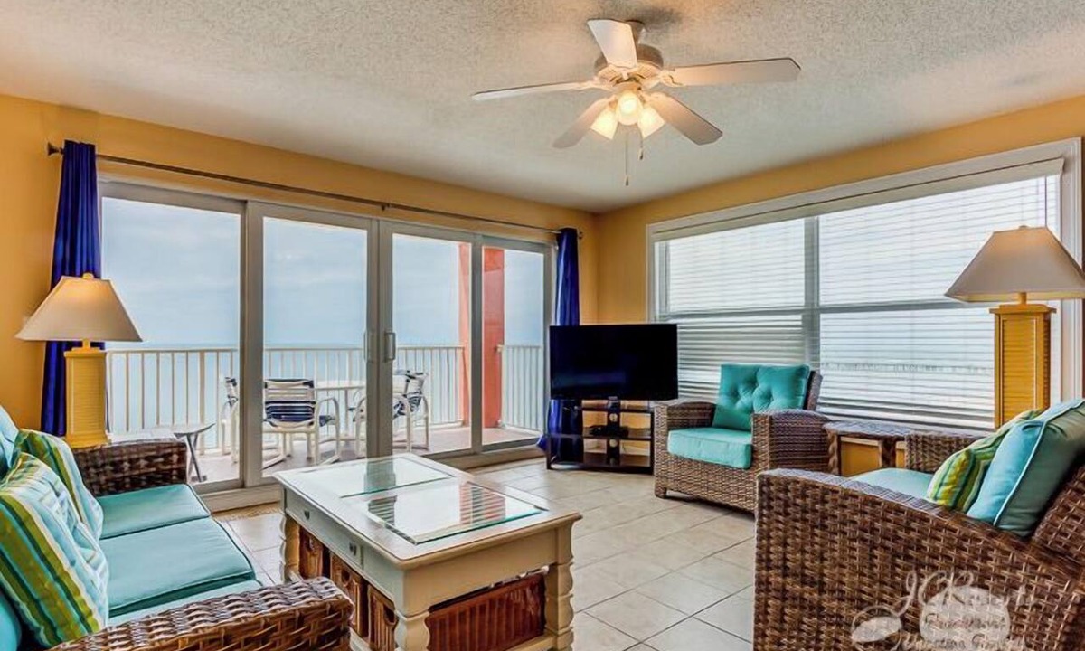 North Redington Beach Condo | Ram Sea 509 is a Gold 2-bedroom 2 bath Gulf Front Corner Condo on top Floor