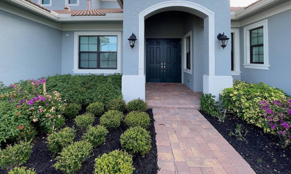 Palm City House | Relax living home away from home