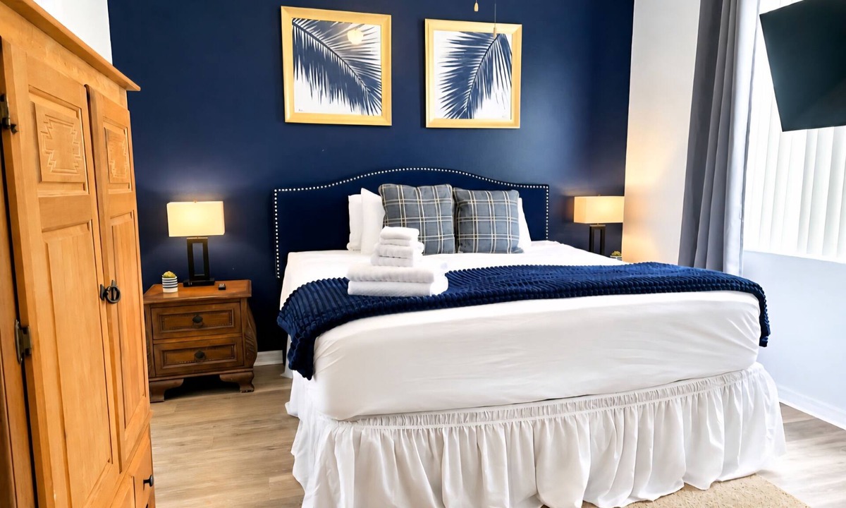 Haines City Villa | Resort Villa, Pools Fun and relaxation/w Kingbed.