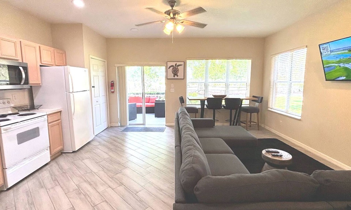 Port Saint Lucie Villa | Right Direction Rentals 1 Bedroom Villa 9970