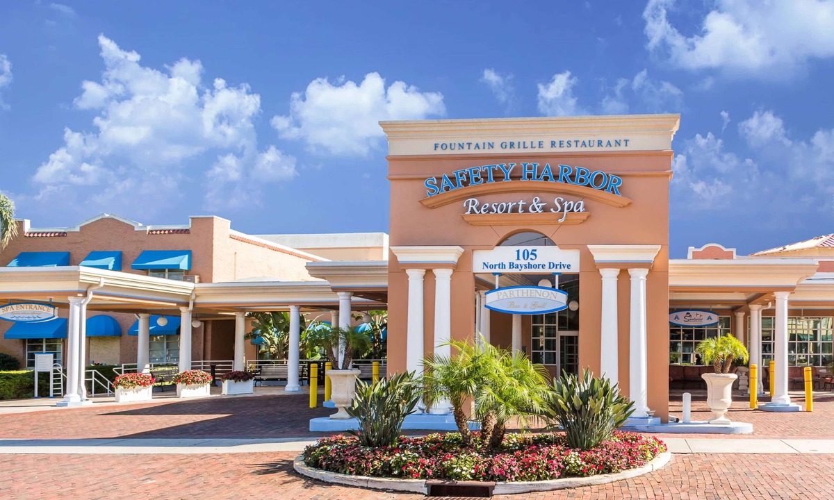 Safety Harbor Hotel | Safety Harbor Resort & Spa Trademark Collection by Wyndham