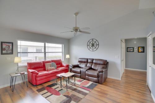 Highland Villa | Screened Patio & Grill at Sebring Resort Community