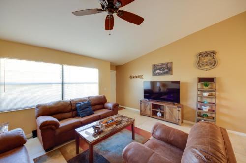 Highland House | Screened Porch + Pool Access: Cozy Sebring Condo