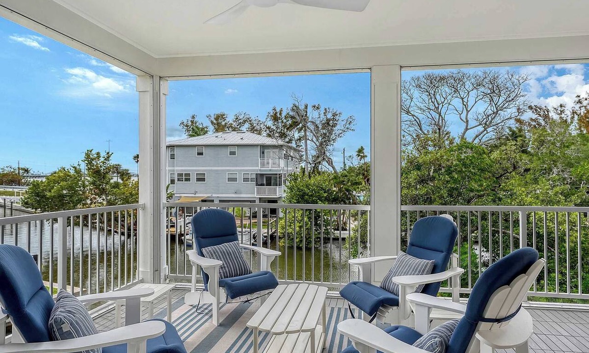 Cortez House | Sea and Sand at Hunters Point. A Luxury Waterfront Escape by Mainsail Vacation Rentals