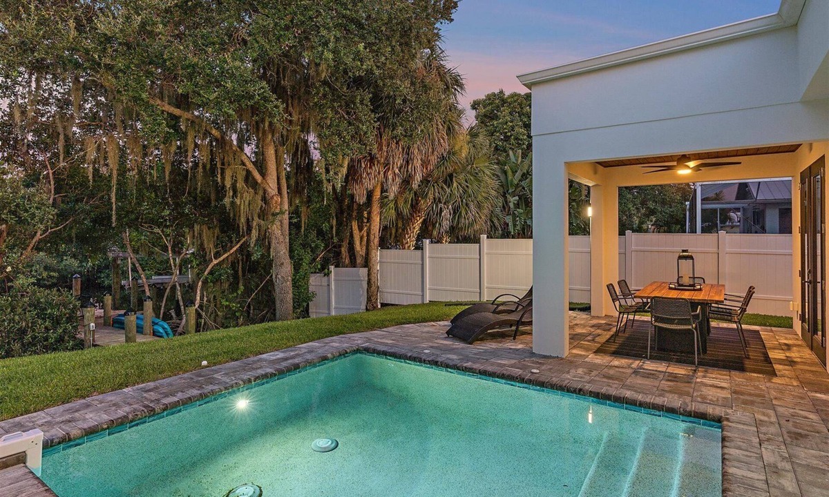 Bradenton House | Sea Gem | Waterfront Oasis w/Pool, Dock + Paddle/Kayaks