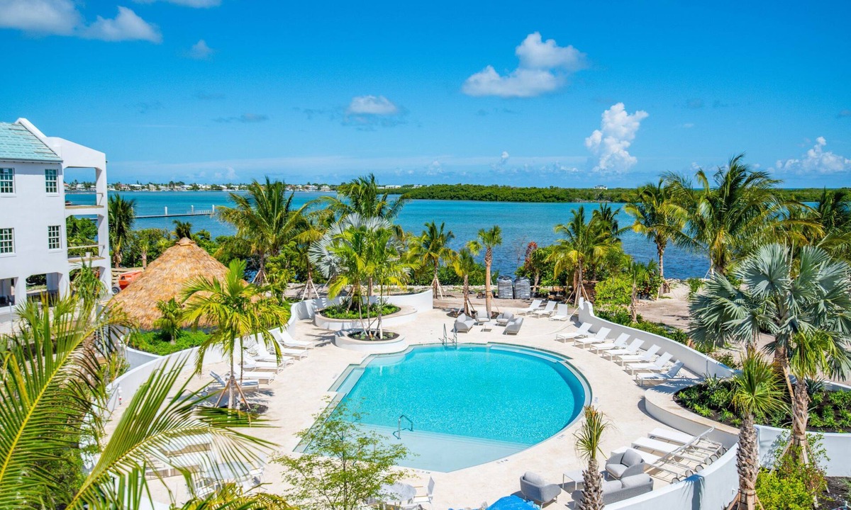 Marathon House | Sea Glass Cove