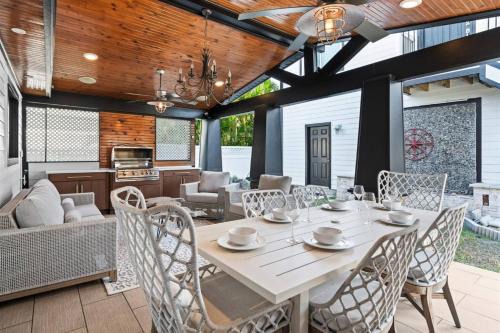 Allendale Terrace House | Sea Glass Inn
