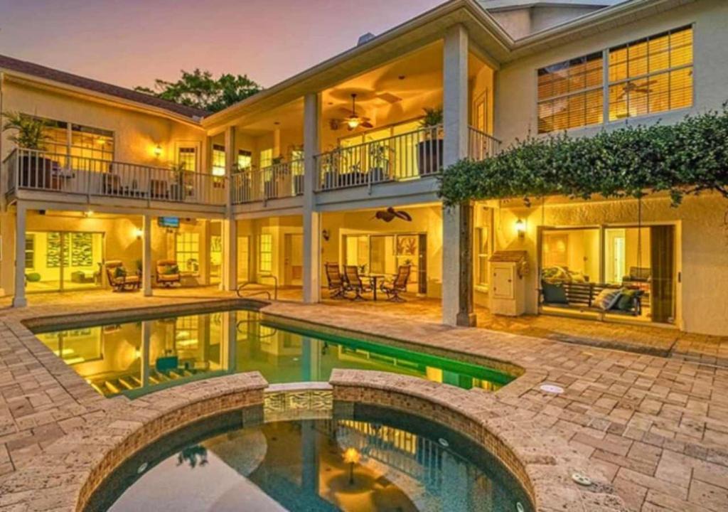Siesta Key House | Siesta Key Marvel Pool SPA Deeded Beach Access