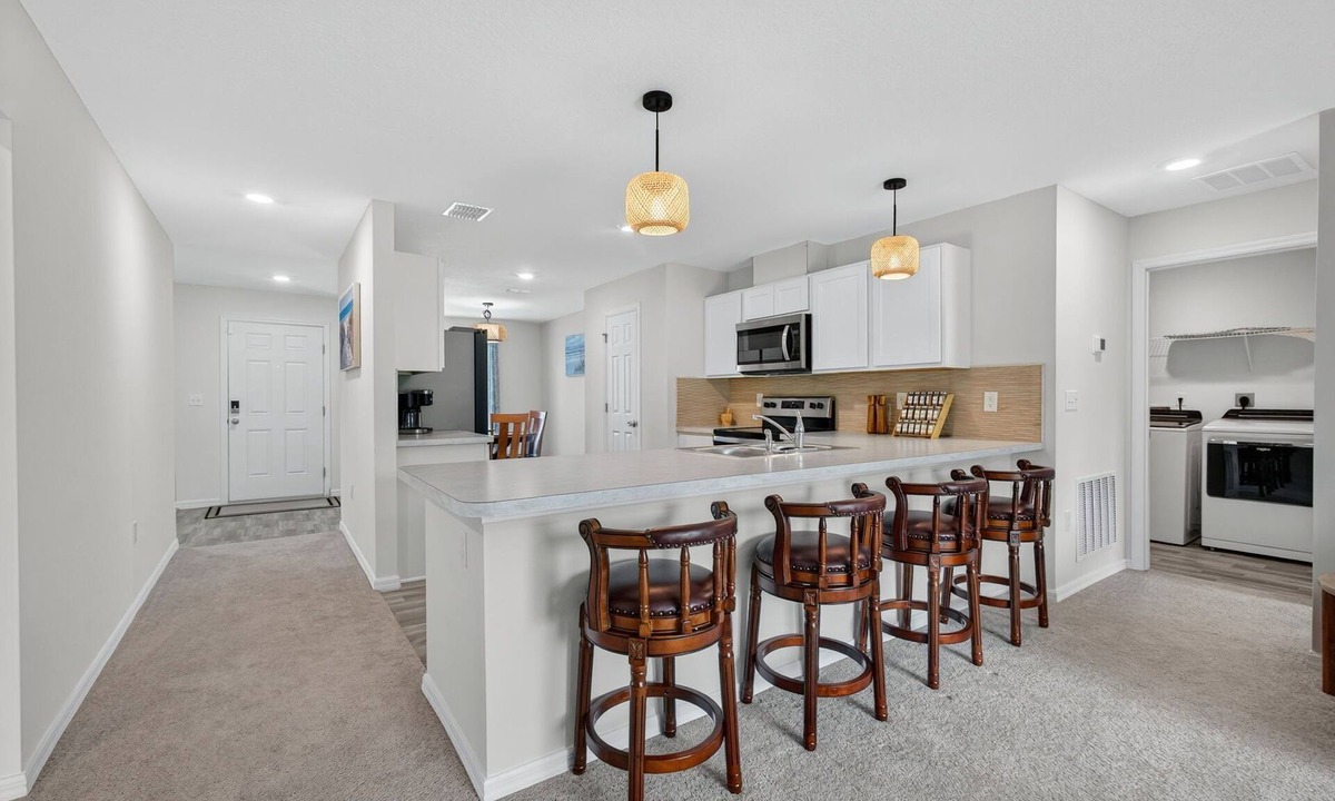 Port Saint Lucie House | Sleeps 6 Port Saint Lucie Retreat Home BBQ Grill