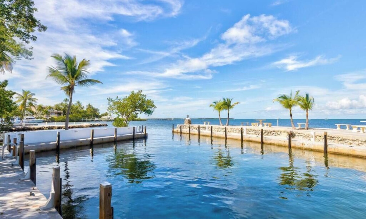 Islamorada House | Sleeps 8 | Sunset + Boat Basin | Islamorada