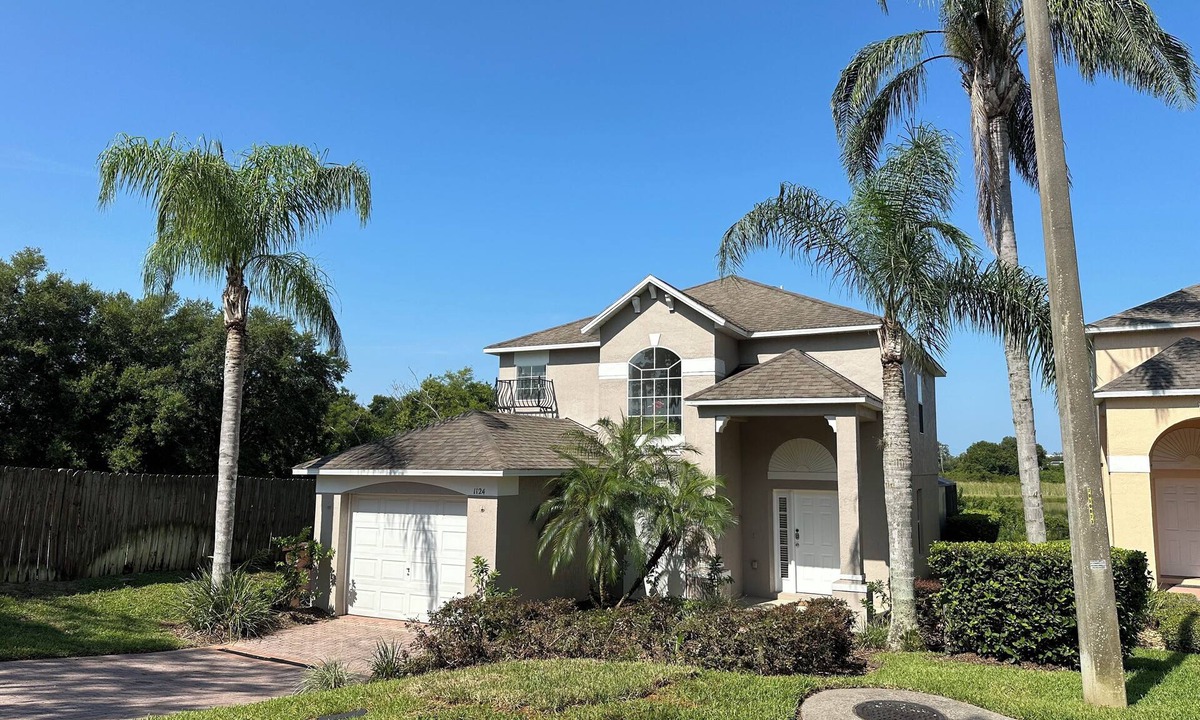 Haines City Villa | Southern Dunes- Lake View Villa -Private Pool