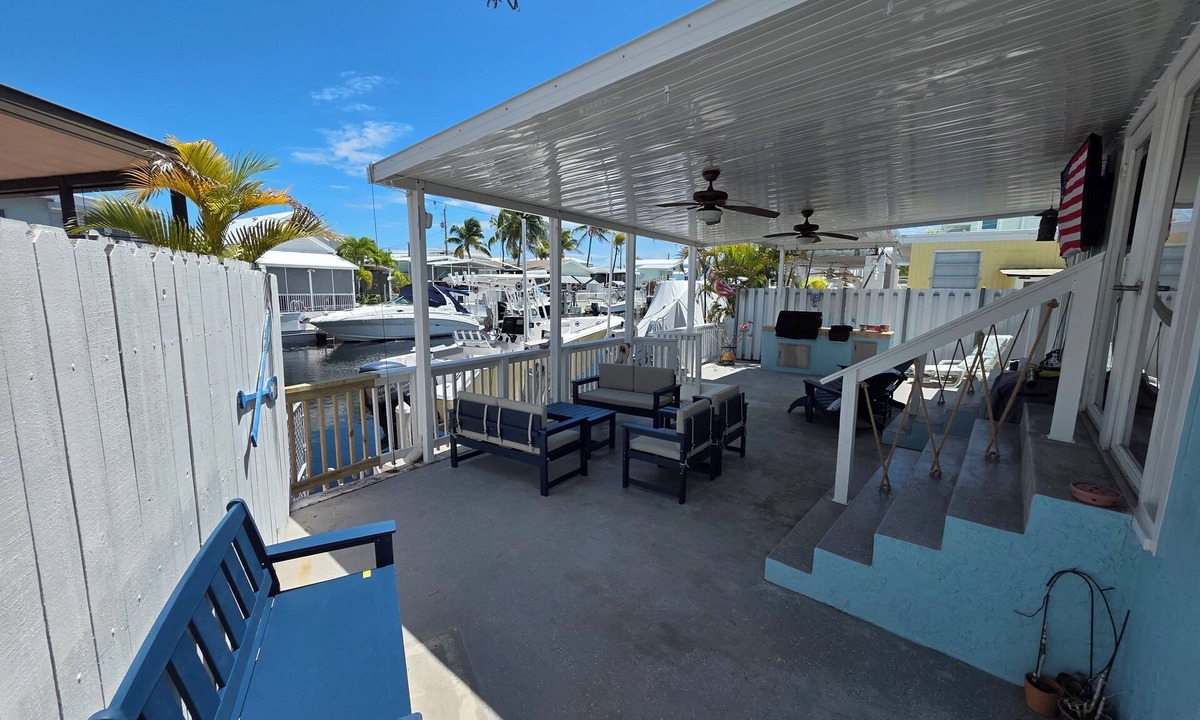 Tavernier House | Spacious 3 Bedroom, 2 Bath Canal Home in the Heart of Tavernier