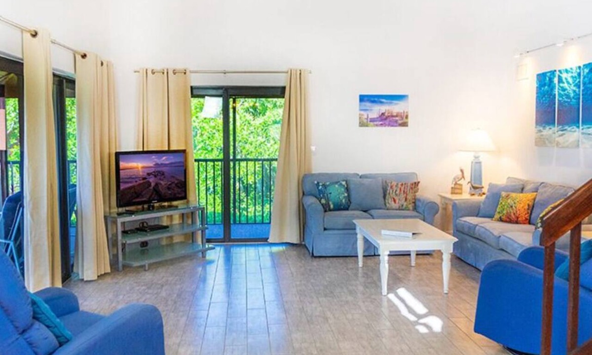 Sanibel Condo | Spacious 3BR retreat with full wrap-around lanai - Sanibel Island - pet friendly - SI 13