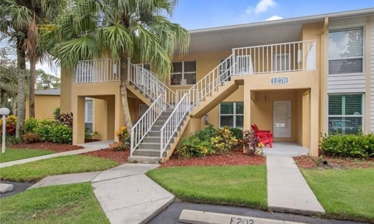 Imperial Golf Estates Condo | Spacious condo in North Naples. 9 min drive to the beautiful beach-pool onsite