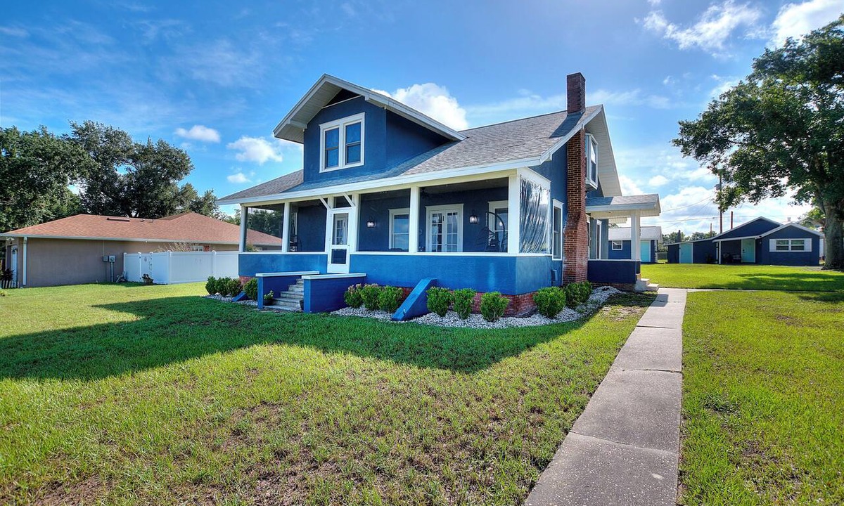 Lake Hamilton House | Spacious Lakefront 5BR home, Near Disney, Legoland