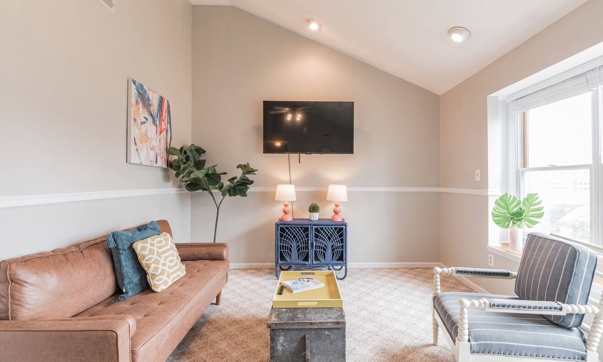 Cape May Court House House | Spacious ranch 65” 4K tv deck, grill, fire pit fenced yd , office, baby gear