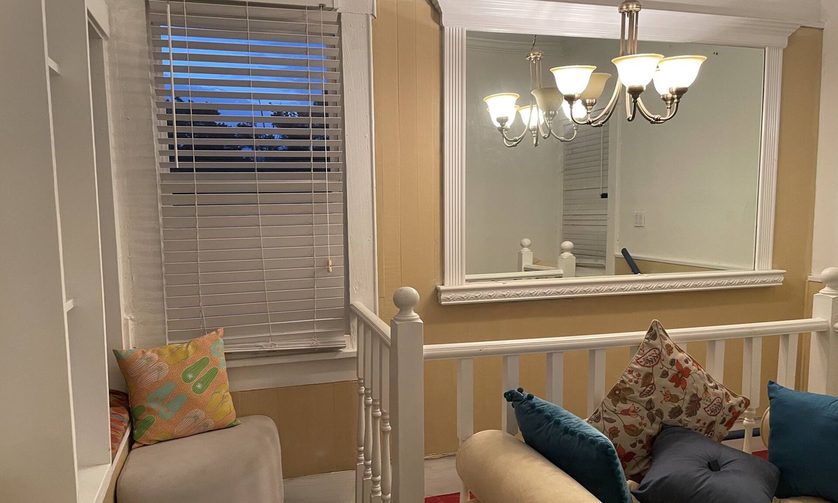 Fort Myers House | Spacious Two Floors Apartment 17 miles within the Yacht Club Beach, C Coral,