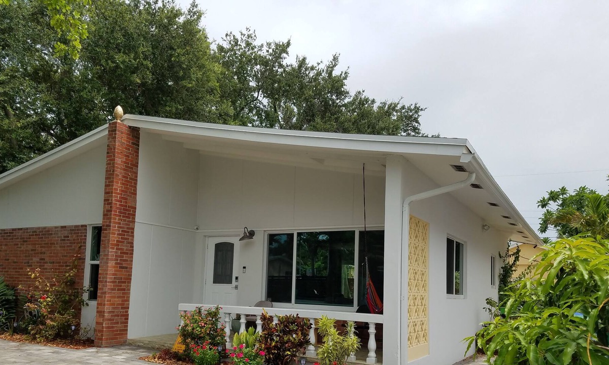 Northeast Miami Villa | Spacious Villa - 10 min from Beach, Wynwood & MIA
