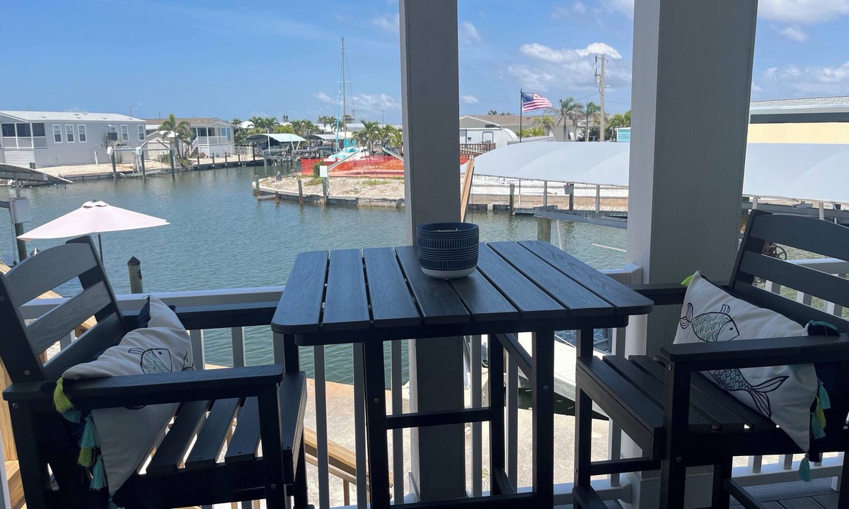 Saint James City House | St James City brand new 3-bedroom home with WiFi, AC and boat lift