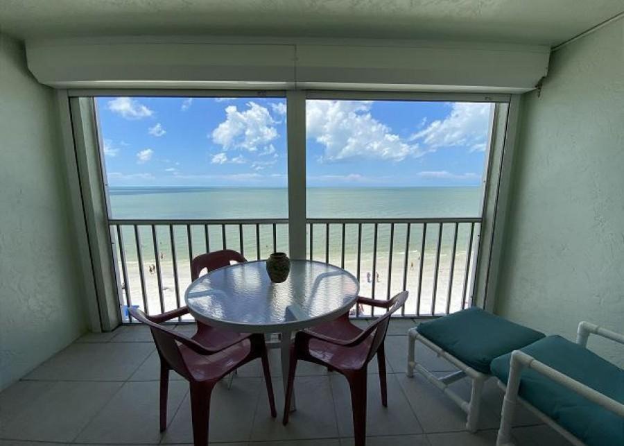 Mid Island House | Strandview #603 - Beachfront condo with screened-in patio and amazing view!