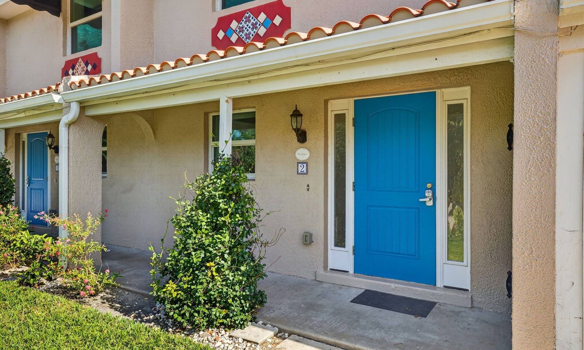 Shell Harbor Villa | Stunning Luxury villa Sandpiper across the street from the beach!