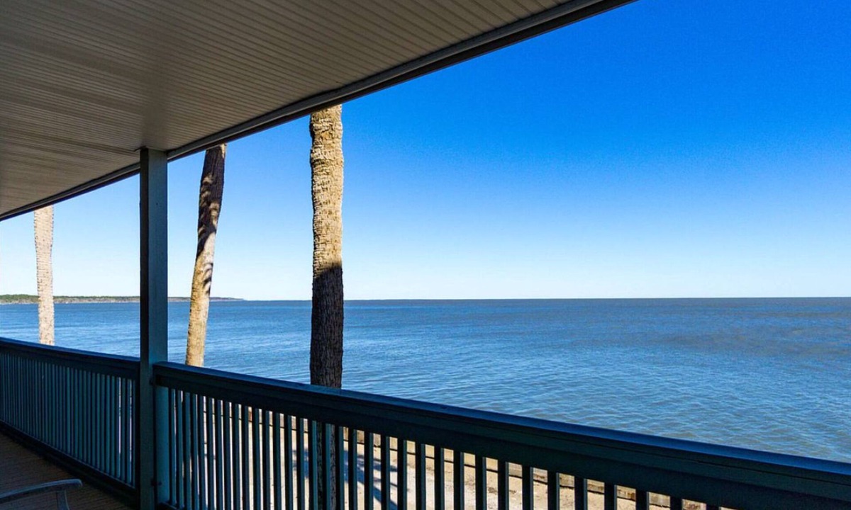 Saint Helena Island Condo | Stunning Oceanfront Condo! Golf Cart Included. Amenity cards available