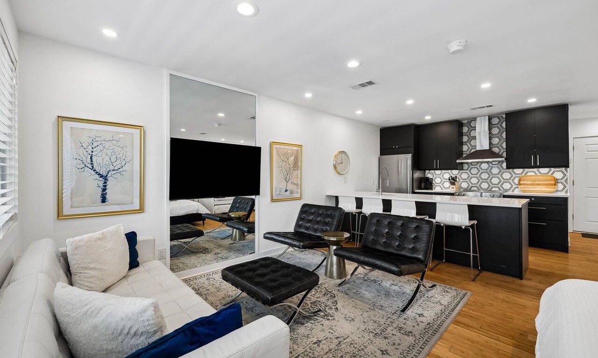 Seagrove Beach Apartment | Stylish Seagrove Studio on 30a- 2-Minute Walk to the Beach!