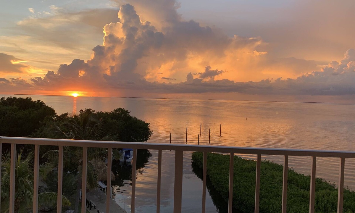 Islamorada Condo | Summer Sale! Stunning 2-Bedroom with a million-dollar Open Water View!