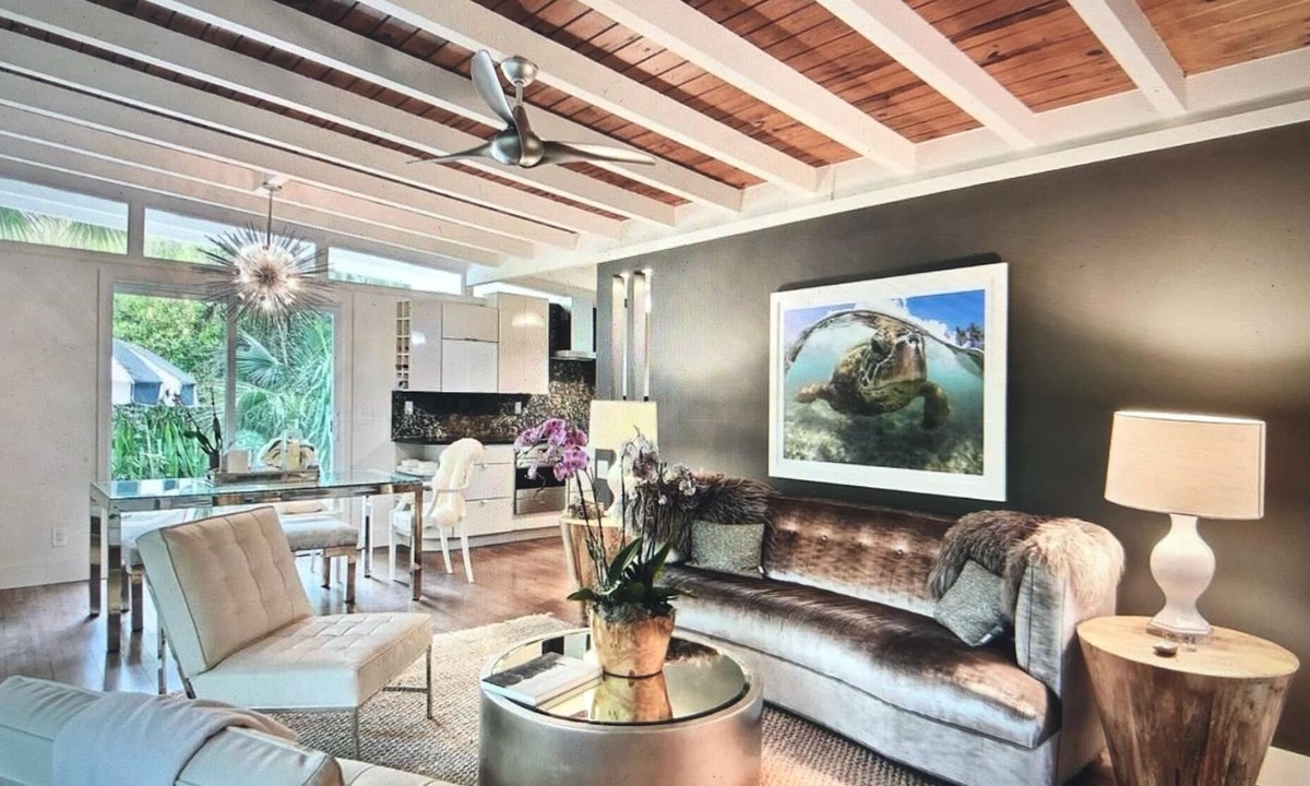 Wabasso Beach Cottage | Summerplace bungalow with private beach access!