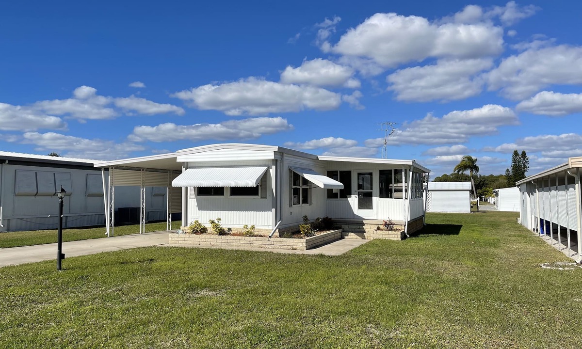 Sebring House | Sun -n-Fun