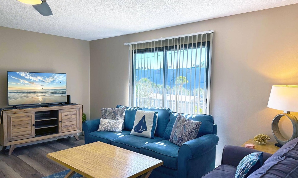 Englewood Condo | Sunburst Condo - Beach, Bay & Pool