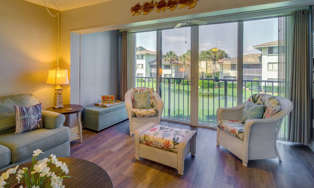 Fort Pierce Condo | Sunny Ocean Village Beach Condo: Community Pool
