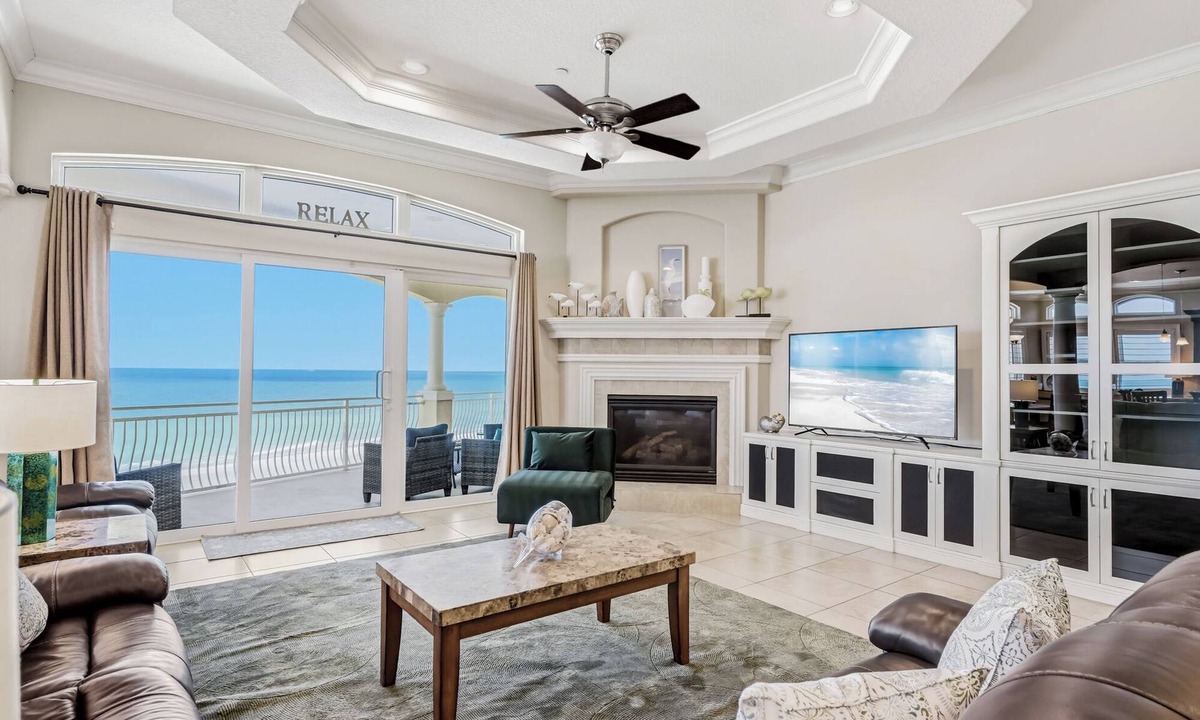 Sunset Beach Villa | Sunset Beach Luxury Beach Front Penthouse w/Hot Tub & Stunning Views
