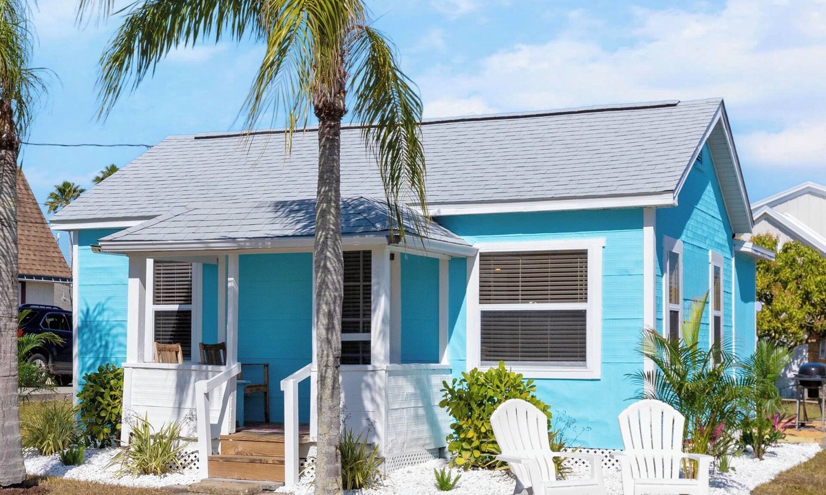 Southgate House | Sunshine Bliss Bungalow