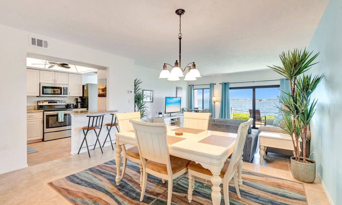 Englewood Condo | Tamarind on the Bay – Beach, Boats & Blissful View