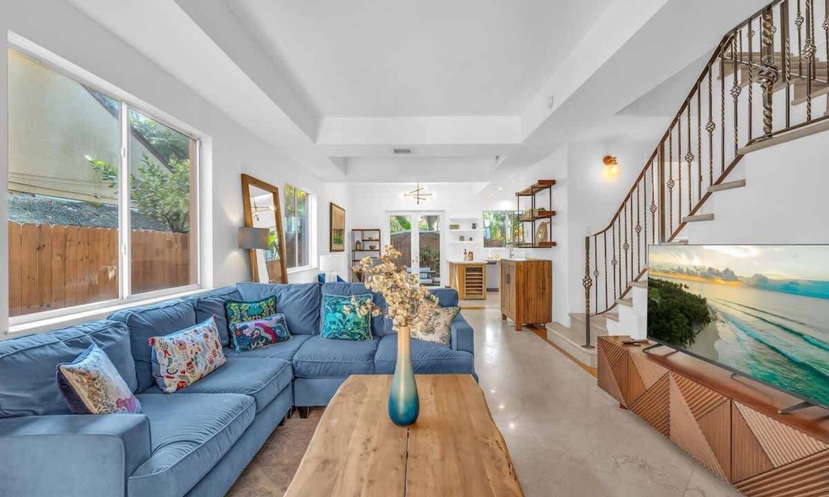 Coconut Grove House | The Coconut Grove Escape | Designer 3BR Home