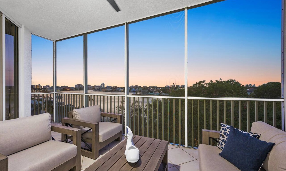 Vanderbilt Beach Condo | The Fitz - Stylish 3Br, 2Ba with pool. Walk to beach. Great views.