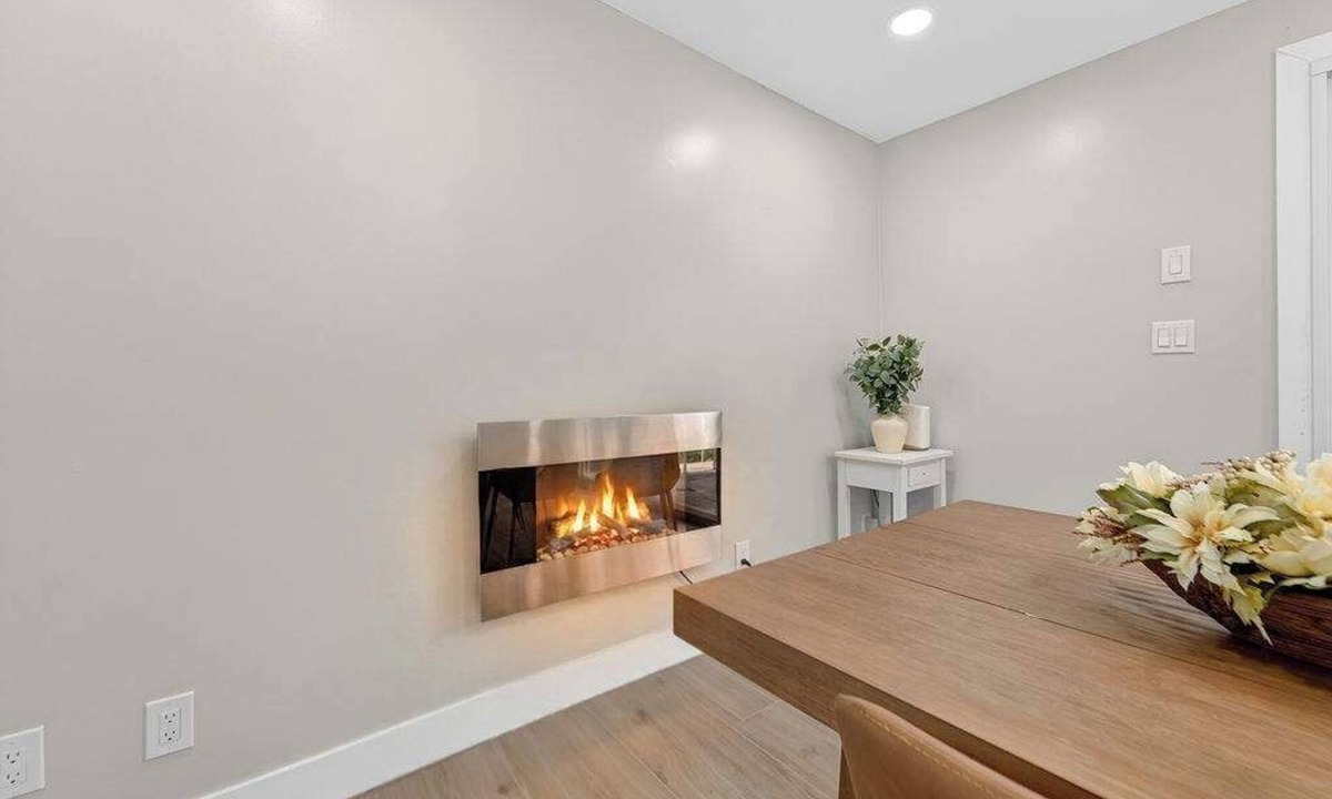 North Palm Beach House | The Veranda Villa - 8 beds - pet friendly