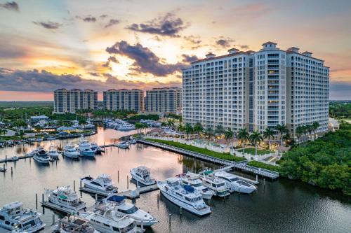 Pelican Resort | The Westin Cape Coral Resort at Marina Village