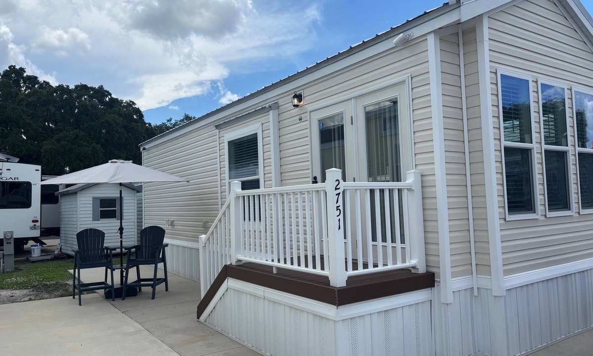 Kissimmee Resort | Tiny House in Kissimmee, FL only 20 minutes to Disney/Universal