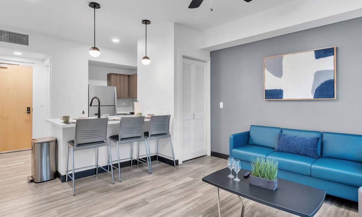 Zephyrhills West Condo | Top-Tier Wellness Facilities | Luxury Suite | Tennis | Pickleball