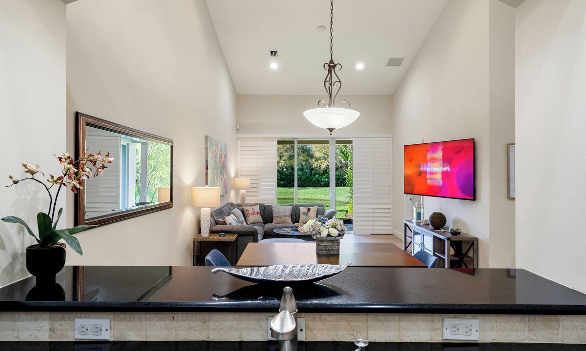 Gifford House | Townhouse in Most Popular Tennis Facility