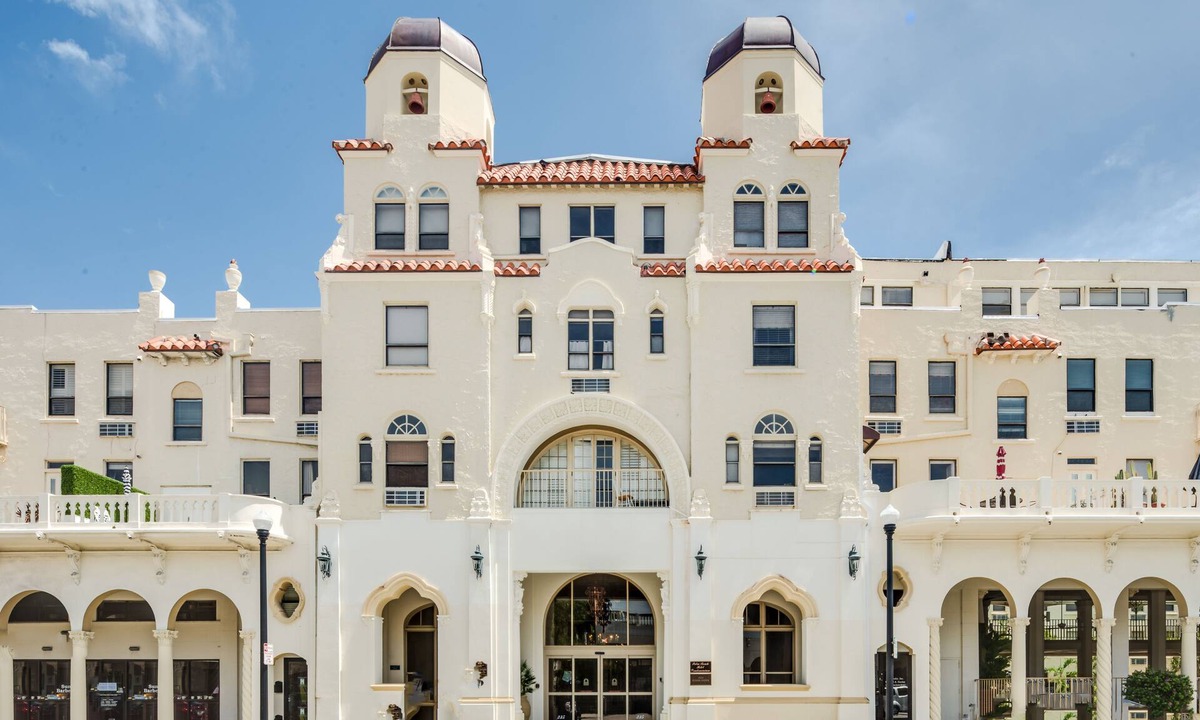 Palm Beach - West Palm Beach Condo | Tropicals of Palm Beach Condominium