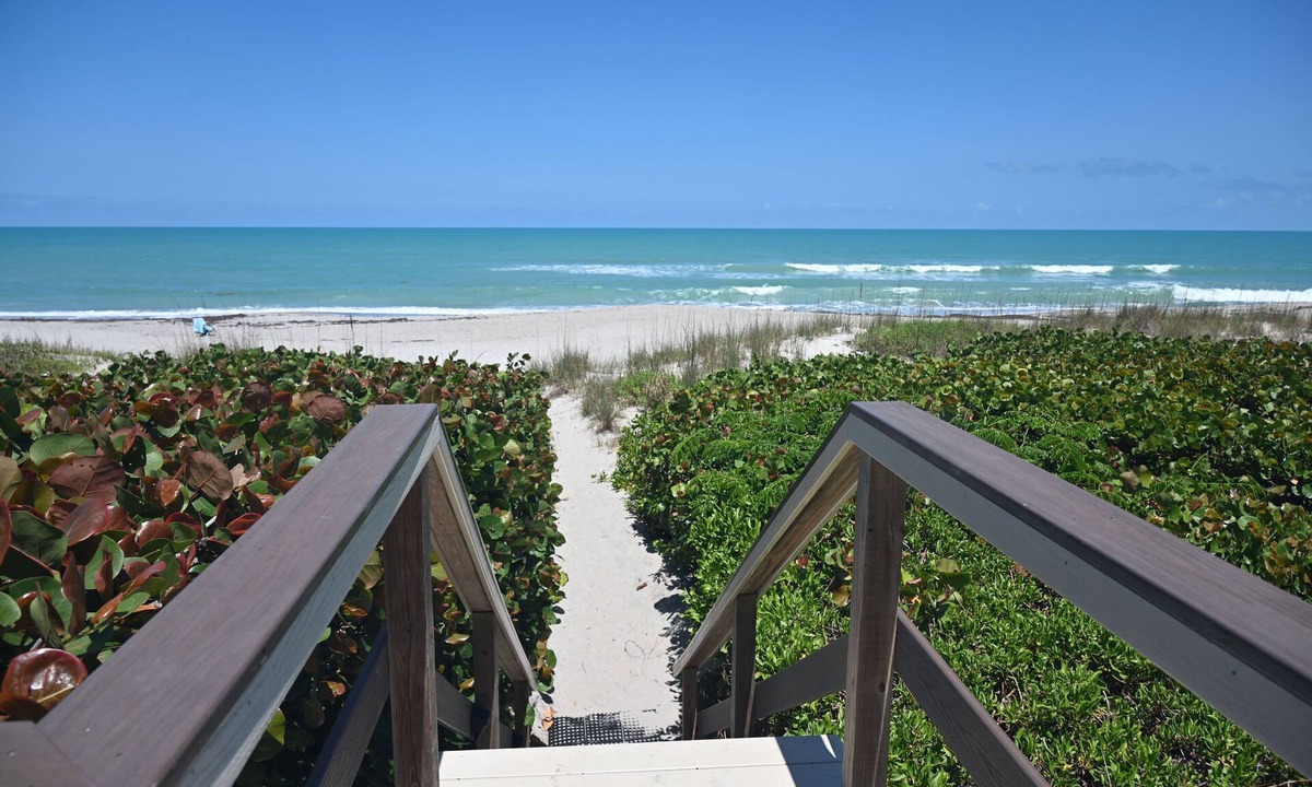 Indialantic By The Sea Condo | Tuckaway Shores Resort