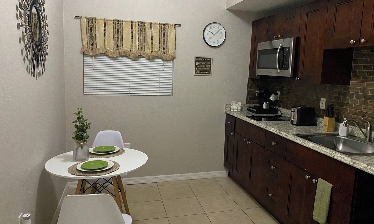 Egypt Lake-Leto Apartment | Unit B Cozy 1 bedroom 1 bath Studio.