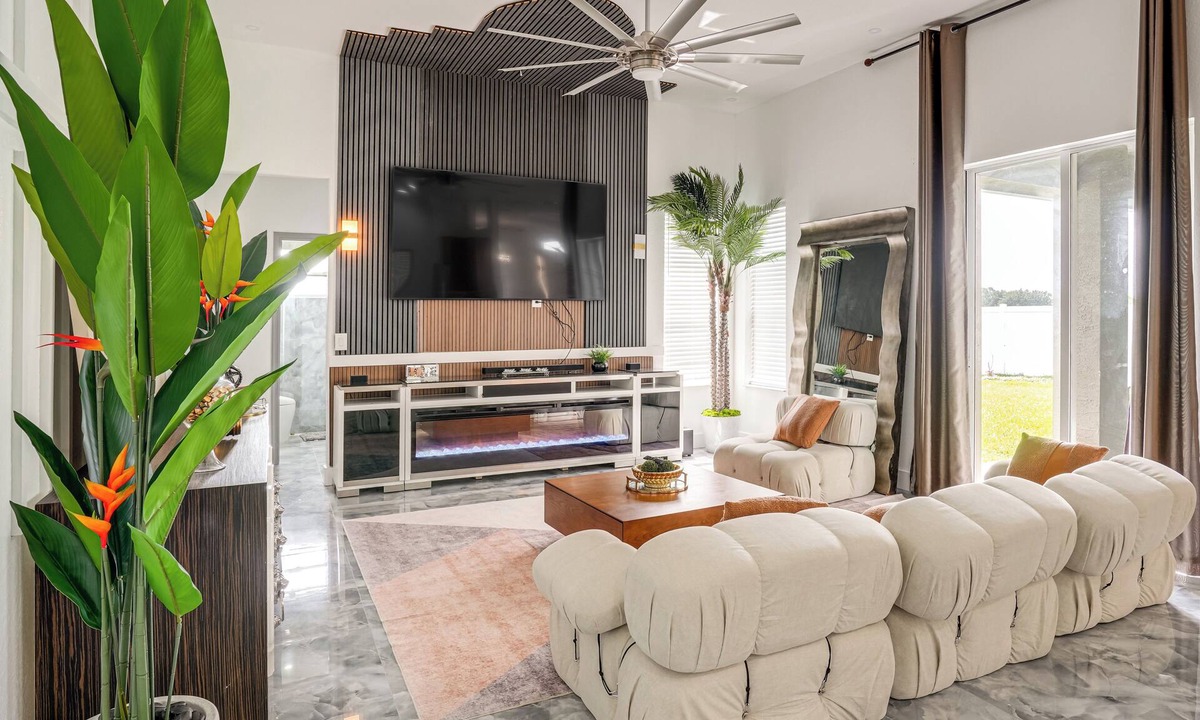 Port Saint Lucie House | Upscale Treasure Coast Retreat! Port St Lucie Home