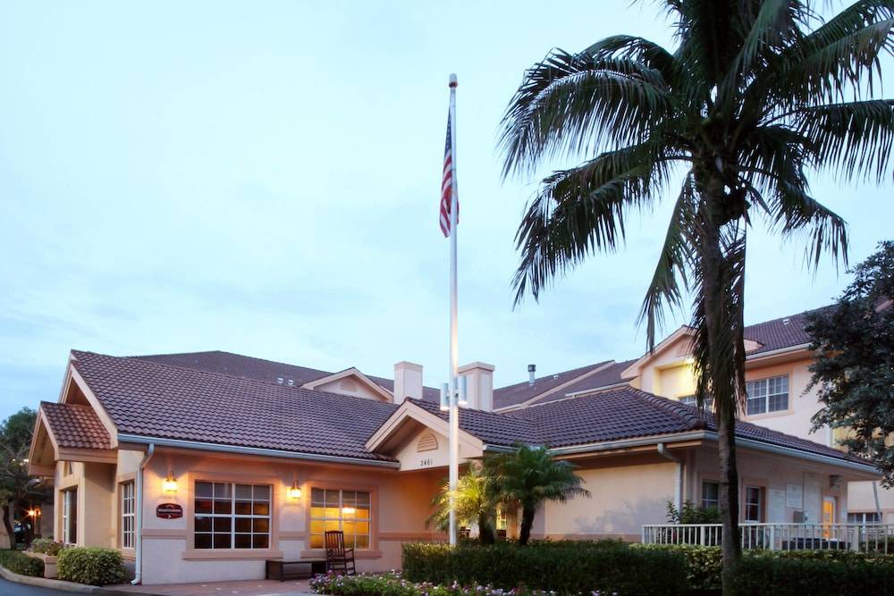 Villages of Palm Beach Lakes Hotel | Residence Inn by Marriott West Palm Beach